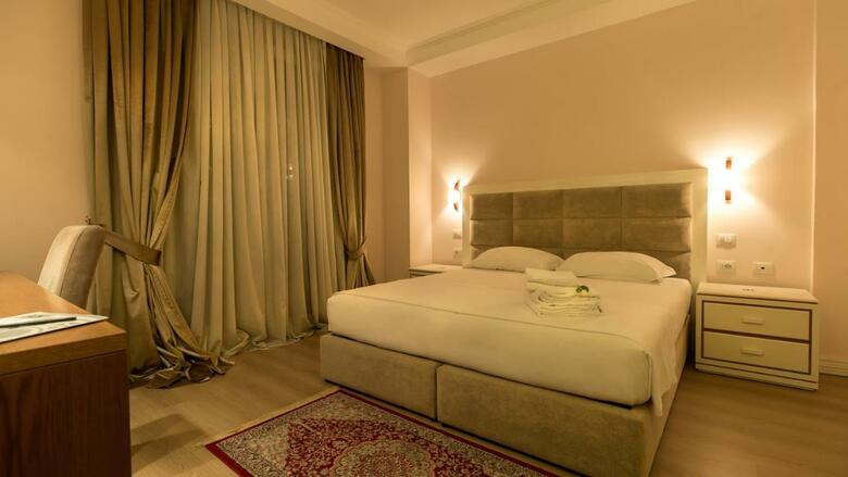 Royal Hill Hotel