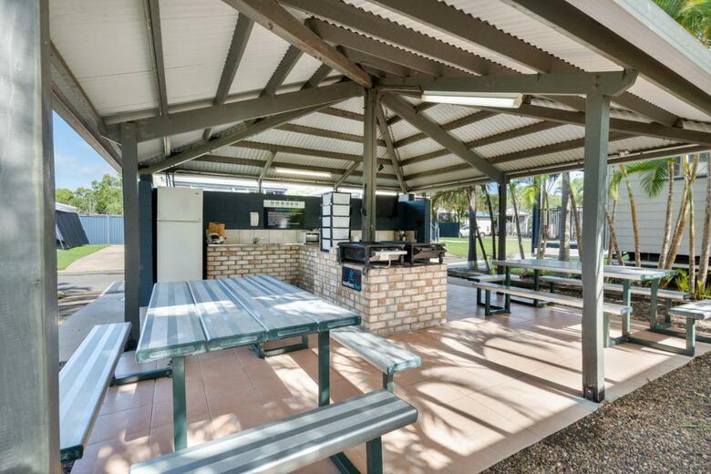 Lazy Acres Caravan Park