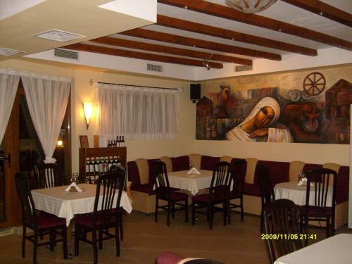 Hostal Complex Myahov House