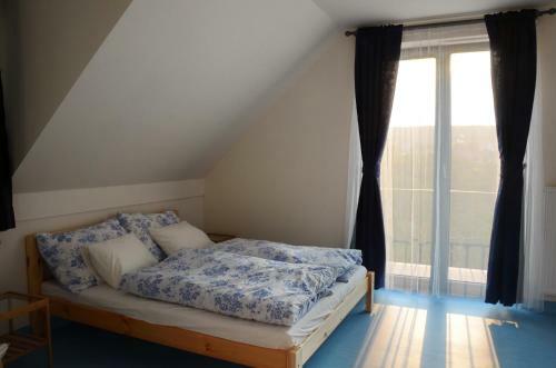 Hostal Mezi Stromy