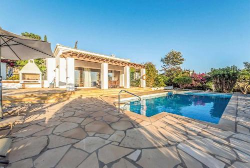 Villa Mou