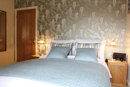Bed & Breakfast The Six Bells
