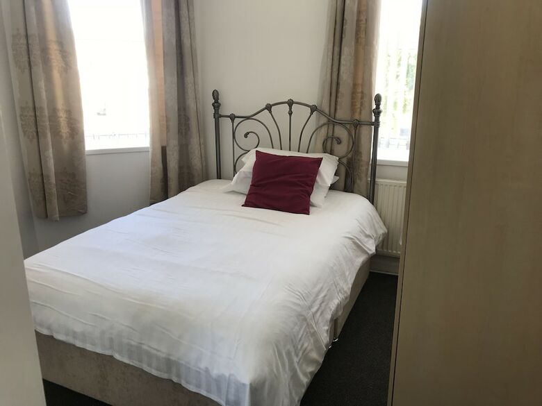 Hotel Clifton House
