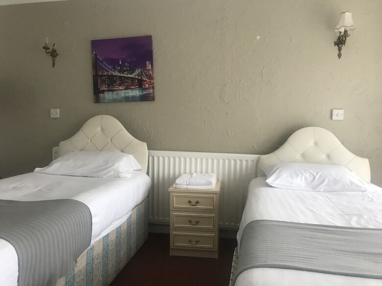 Hotel Clifton House