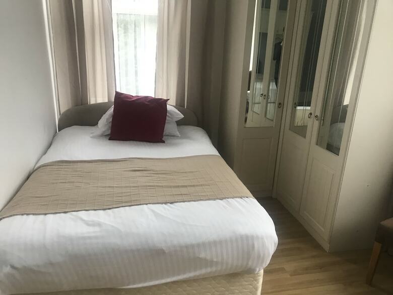 Hotel Clifton House