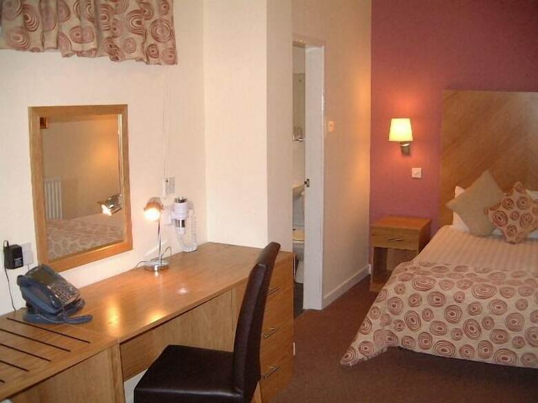 Ely House Hotel