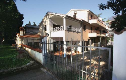 Apartamentos Lara Gortanova Bay