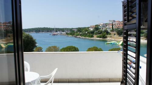 Suran Apartments