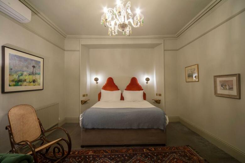 Oak Bank Hotel