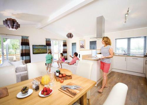 Caddy S Corner Lodges