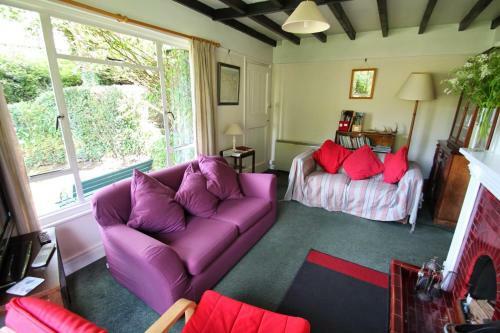 Halsecombe Cottage