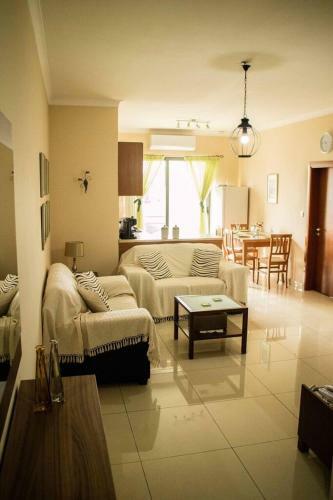 The Oaks Apartment