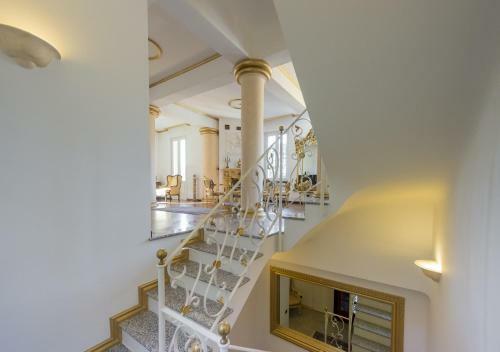 Villa Puccini Bed & Breakfast