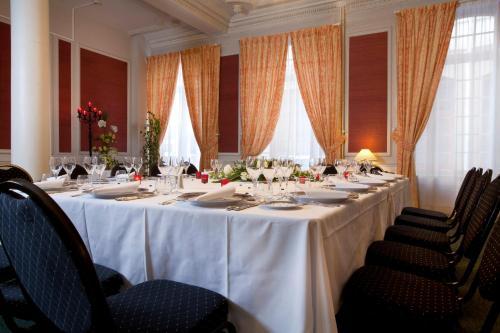 Hotel Logis Midland