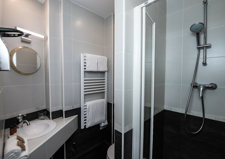 Hotel Eiffel Villa Garibaldi