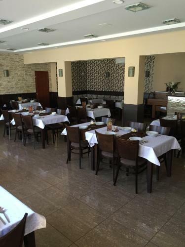 Hostal Penzi�n Stefarez New