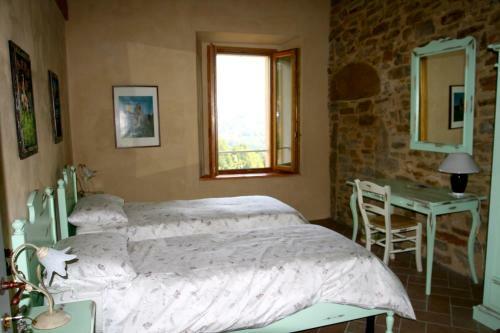 Sacreterre Room And Breakfast