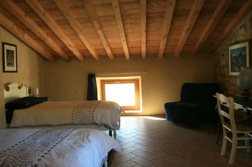 Sacreterre Room And Breakfast