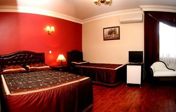 Sunrise Hotel