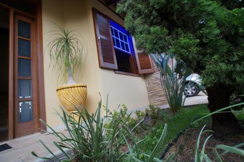 Hostel Pico Do Itamb�