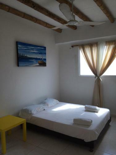 Hotel Y Caba�as Juanmar
