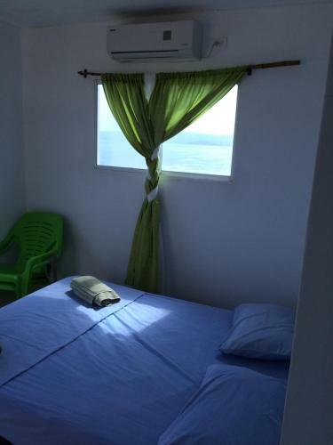 Hotel Y Caba�as Juanmar