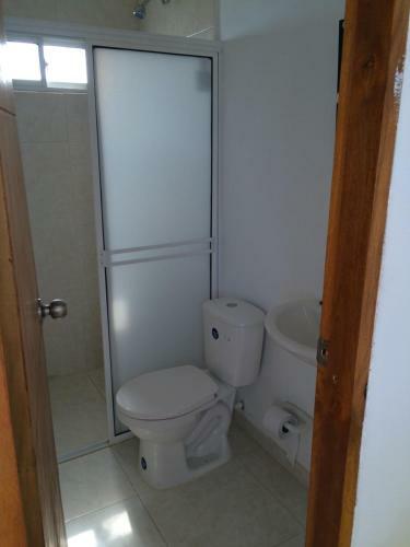 Hotel Y Caba�as Juanmar
