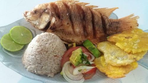 Hotel Y Caba�as Juanmar