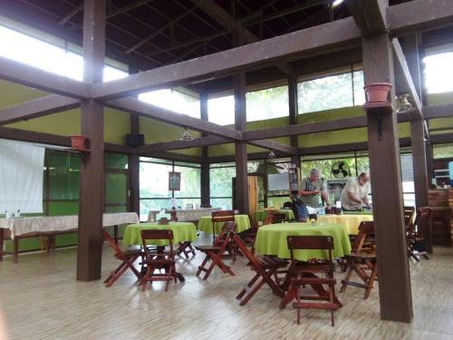 Lodge Tropical Adventures & Expeditions