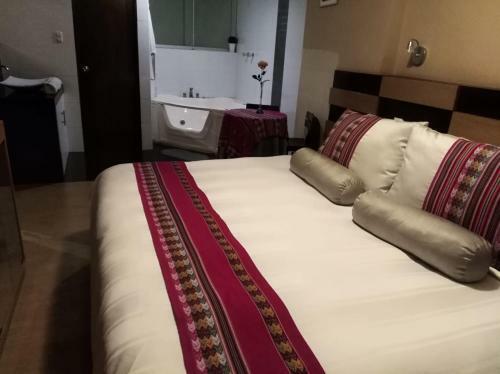 Los Arces Hotel
