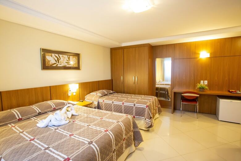 Barbur Center Hotel