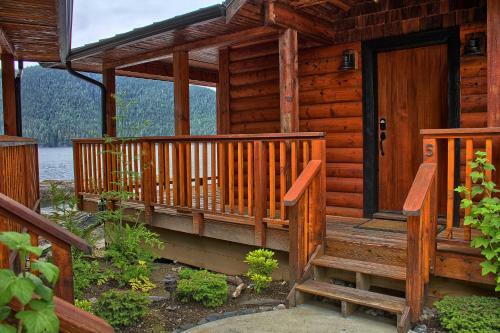 Hotel Wild Renfrew Seaside Cottages