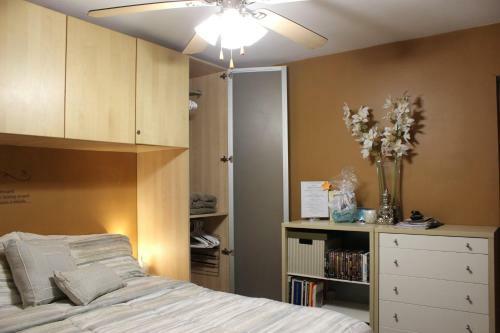 Hostal Rooms Within Toronto