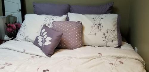 Hostal Rooms Within Toronto