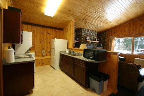 Gunflint Lodge