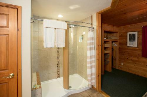 Gunflint Lodge