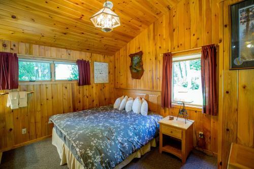 Gunflint Lodge