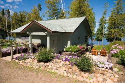 Gunflint Lodge