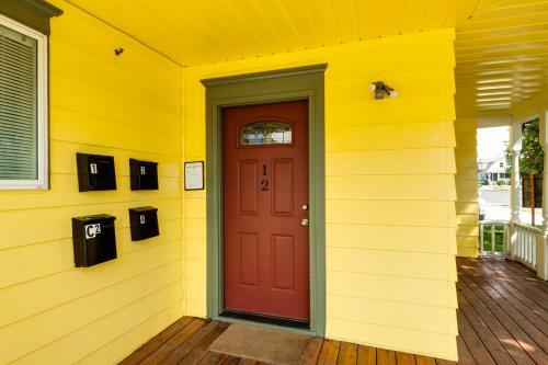 Maple Leaf Manor Furnished Apartments