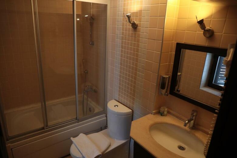 Albergue Hadrianus Hotel