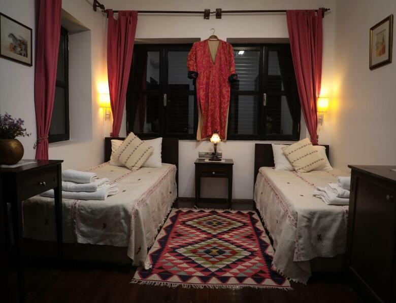 Albergue Hadrianus Hotel