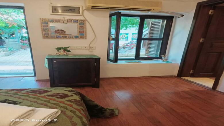 Albergue Hadrianus Hotel