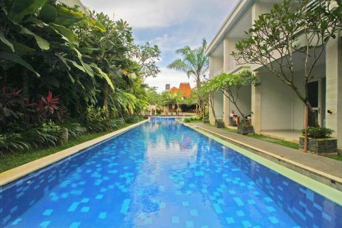 Hotel The Grand Sunti
