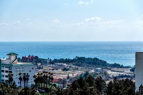 Jungmoon City Hotel