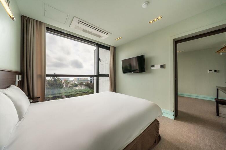 Sunrise Hotel Jungmun