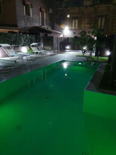San Max Hotel
