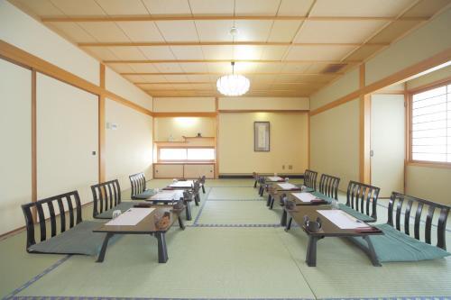Yanagiya