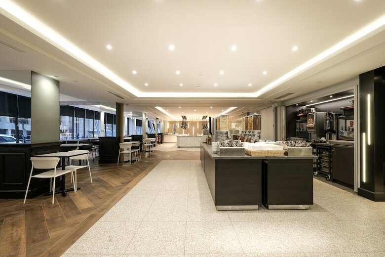 Hotel Royal National