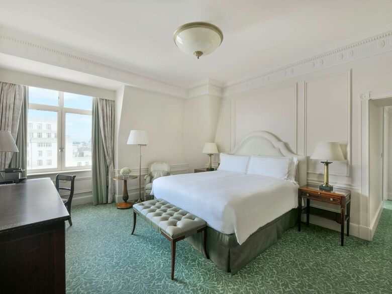 Hotel Savoy
