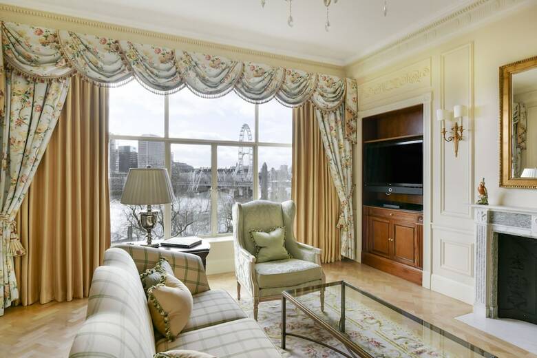 Hotel Savoy
